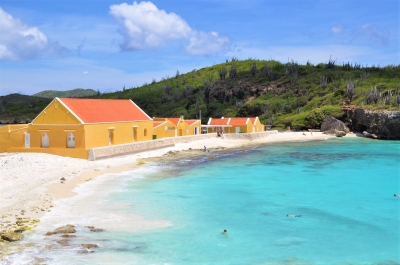 Bonaire Strand (Public Domain / Pixabay)  Public Domain 
License Information available under 'Proof of Image Sources'